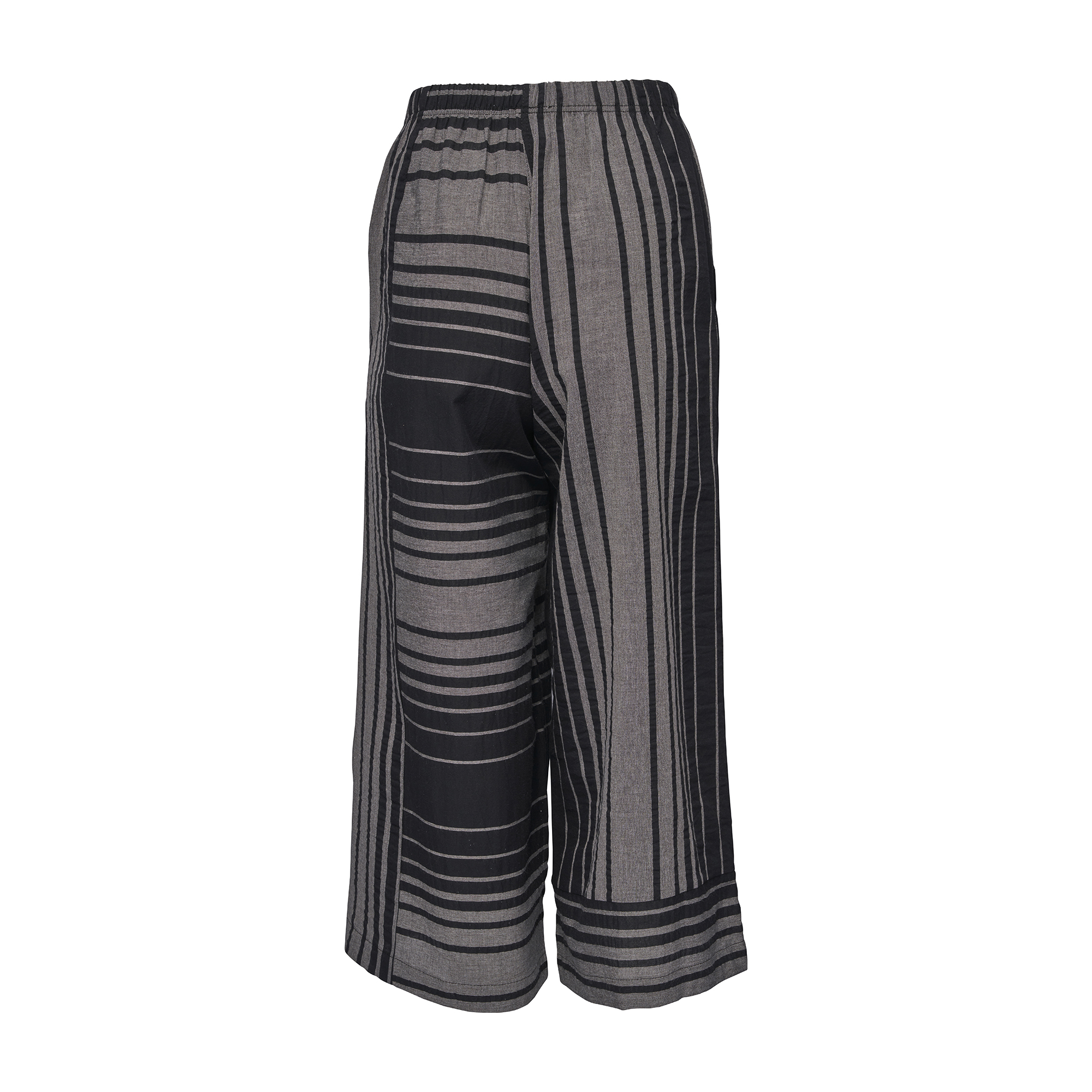 15184 99 Black